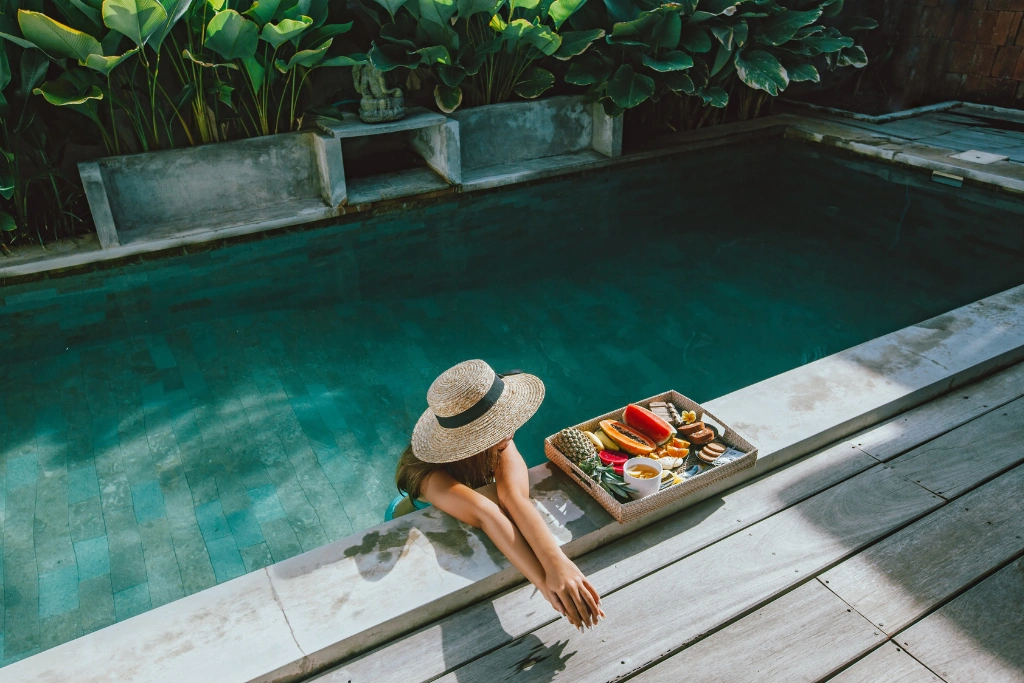 A Guide to the 'Critters' in Your Bali Villa_ Who's Friendly, Who's Not