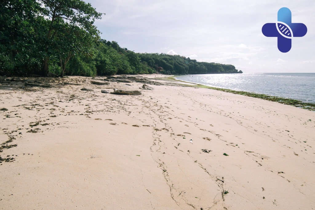 What Happens to Open Skin When Exposed to Seawater and Sand in Bali