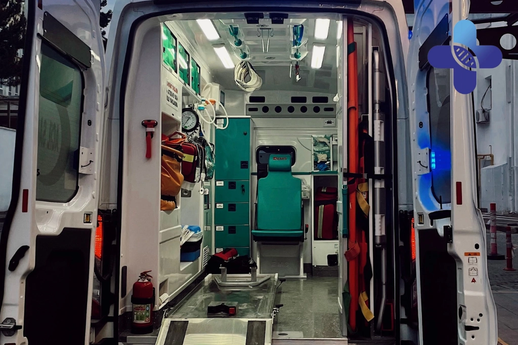 Ambulance in Canggu_ Medical Transport Guidance for Travelers, Villas, Cafés, Surf Areas, and Roadside Incidents